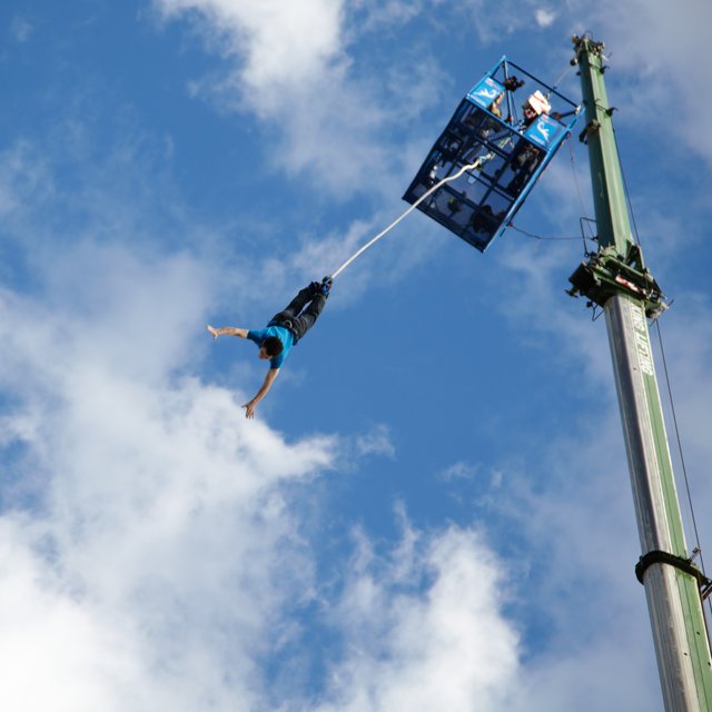 UK Bungee Tower Bridge Sept 2012 261